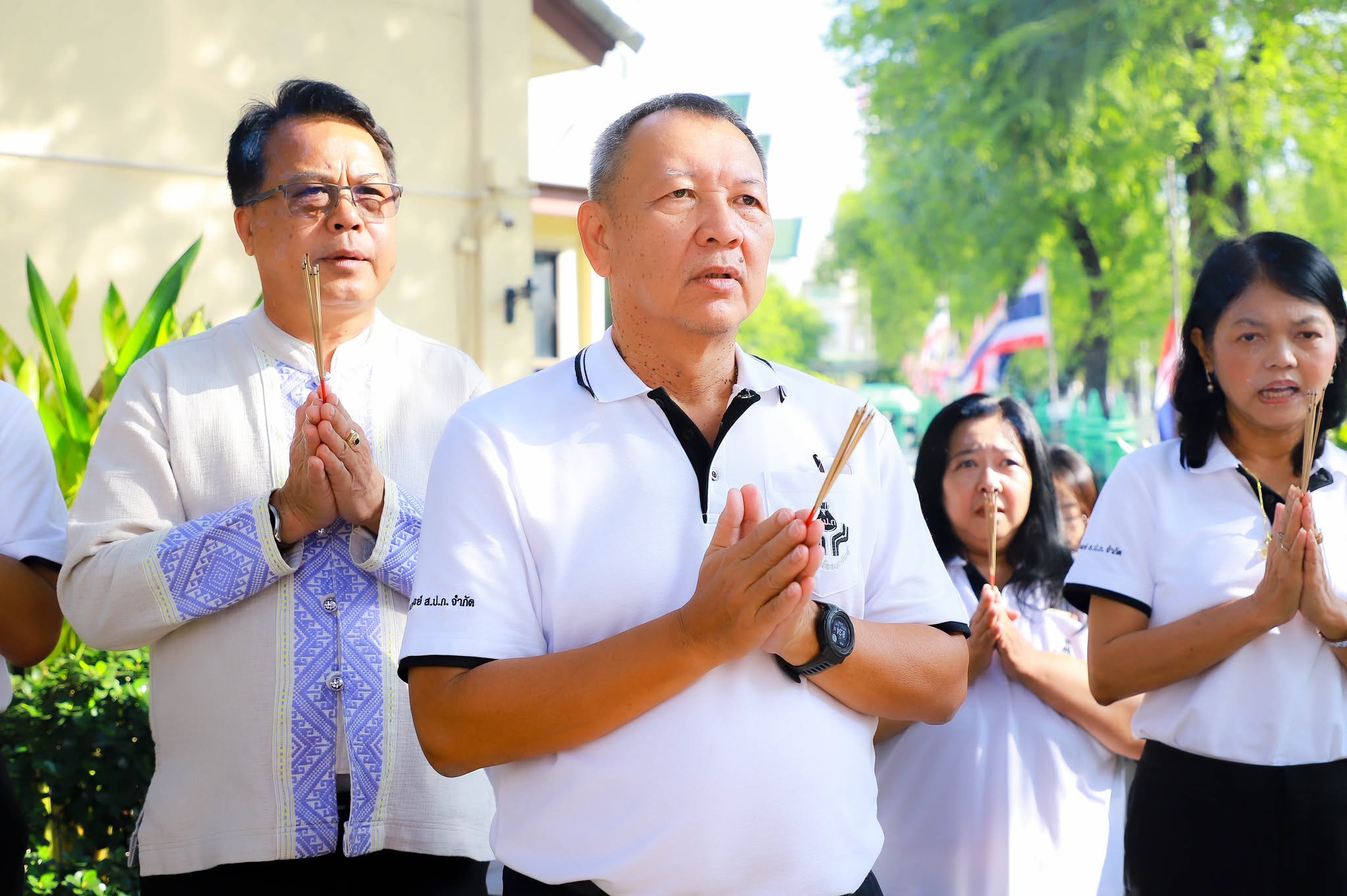 title - รองเลขาธิการ ส.ป.ก. ร่วมพิธีสักการะสิ่งศักดิ์สิทธิ์และพิธีสงฆ์ วันทำบุญสหกรณ์ออมทรัพย์สำนักงานการปฏิรูปที่ดินเพื่อเกษตรกรรม จำกัด เนื่องในโอกาสเปลี่ยนแปลงที่ตั้งสำนักงานแห่งใหม่ 